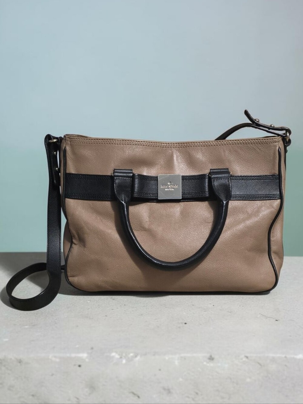 Kate Spade Primrose Hill Tan and Black Leather Satchel w/ Bow Detail
